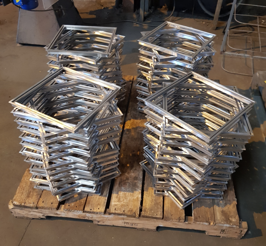 khung lat inox